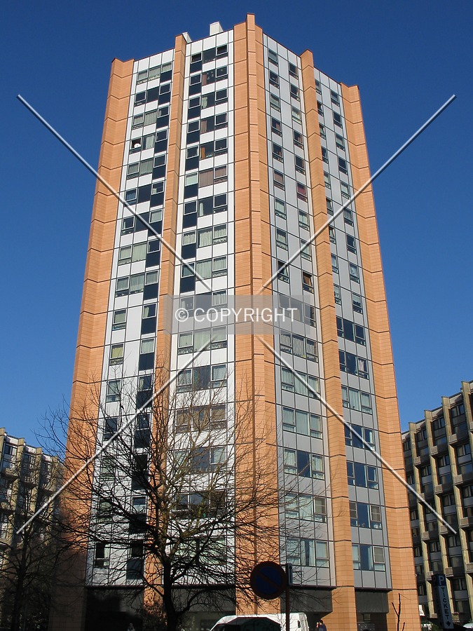 Sint-Maartensdal, Blok 7 by Emmanuel D.