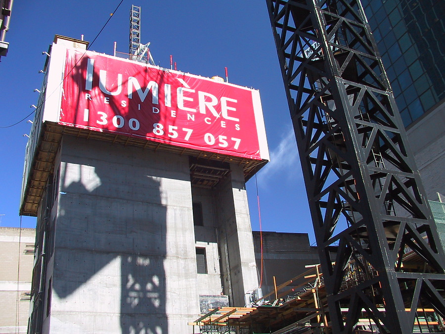 Lumière Residences by John Bek