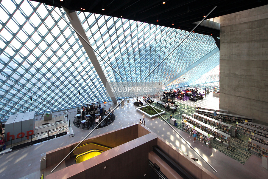 Seattle Central Library by Serdica