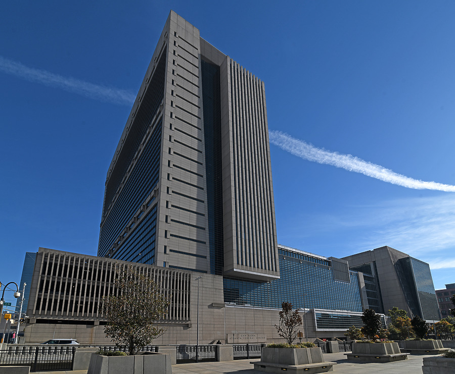 Sam Nunn Atlanta Federal Center by John W. Cahill
