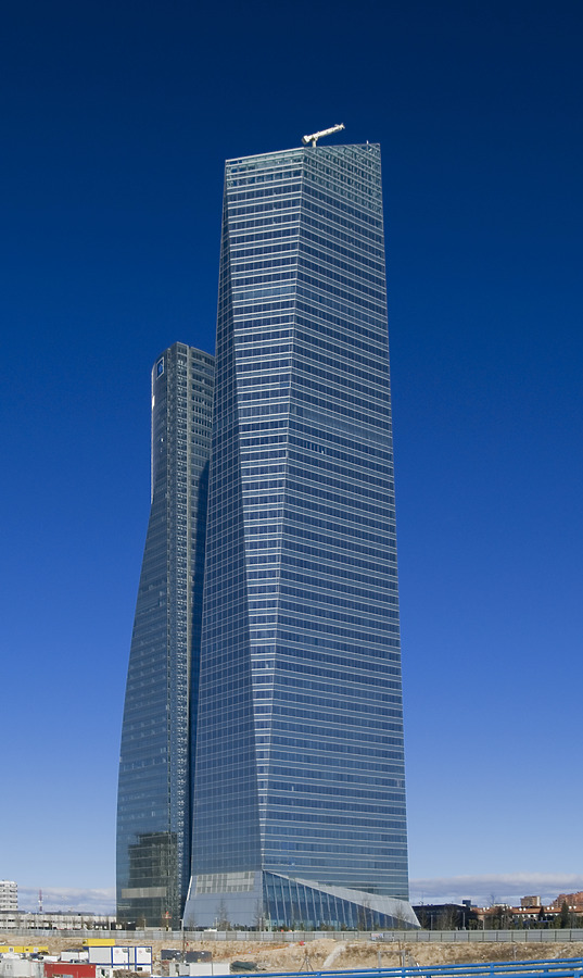Torre de Cristal by Cesar Serrano
