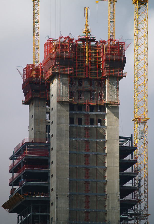 Torre Caja Madrid by Cesar Serrano