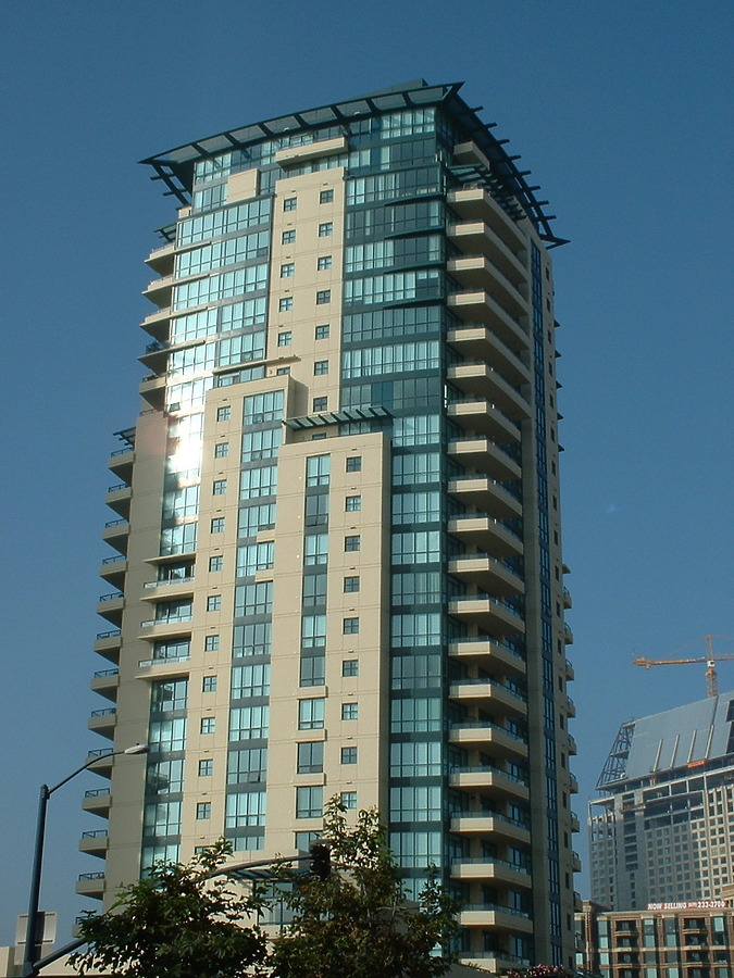Horizons Tower North by Paul Cucuzza