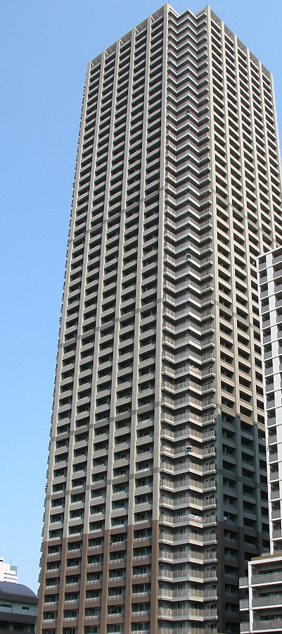 Harumi View Tower by Kevin Hemphill
