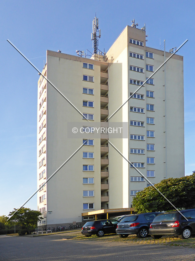 Johann-Sebastian-Bach Straße 53 by Nephilim