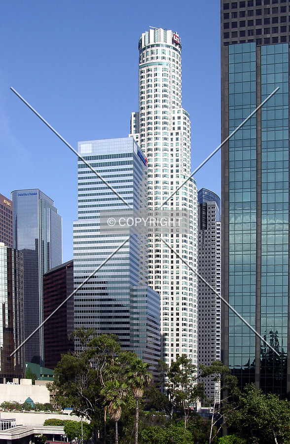 US Bank Tower by Chris Patriarca