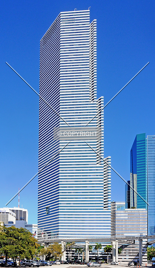 Miami Tower by Jorge Molina