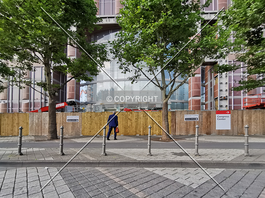 MesseTurm by Nephilim