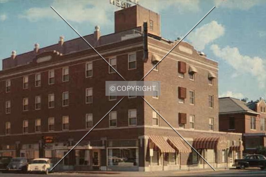 Hotel Warren