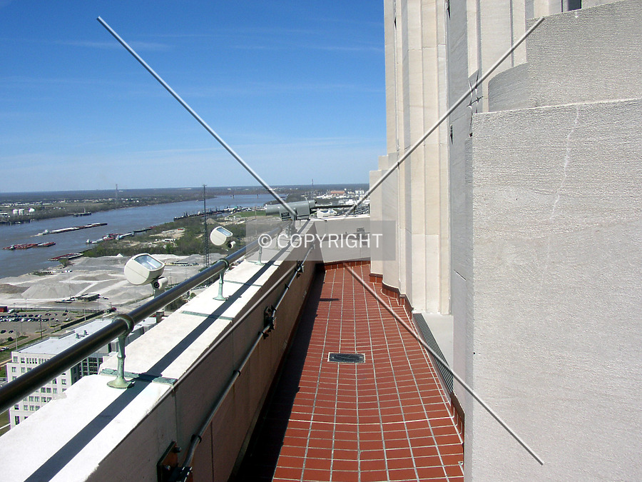 Louisiana State Capitol by Chris Patriarca
