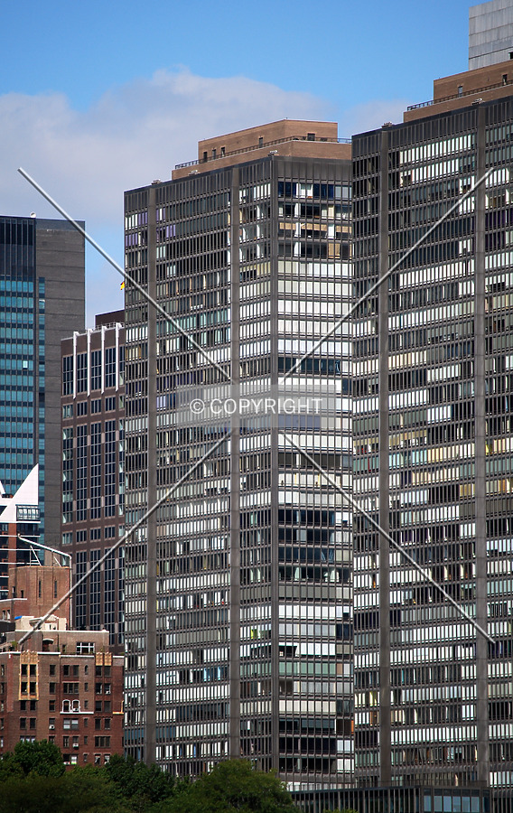 860 U.N. Plaza Apartments by Royce Douglas