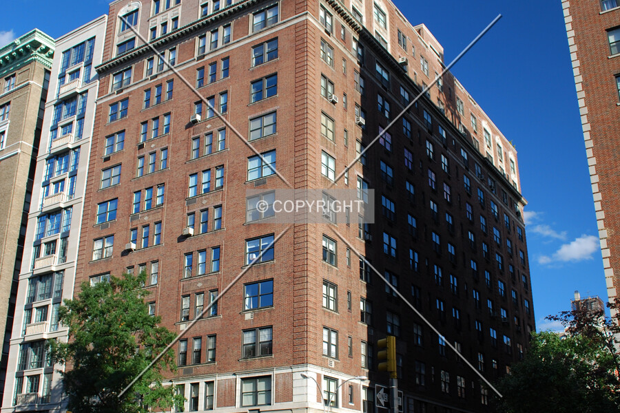 983 Park Avenue
