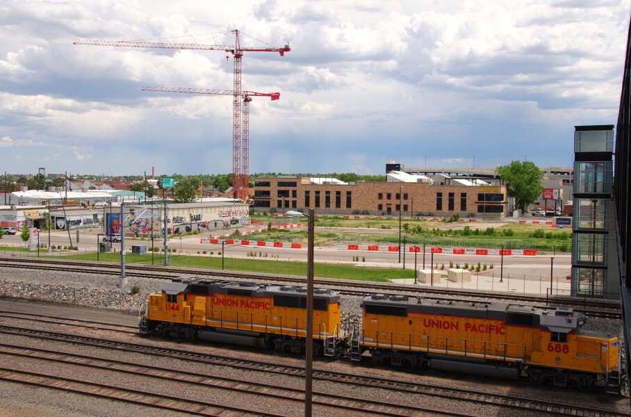 141-092-943