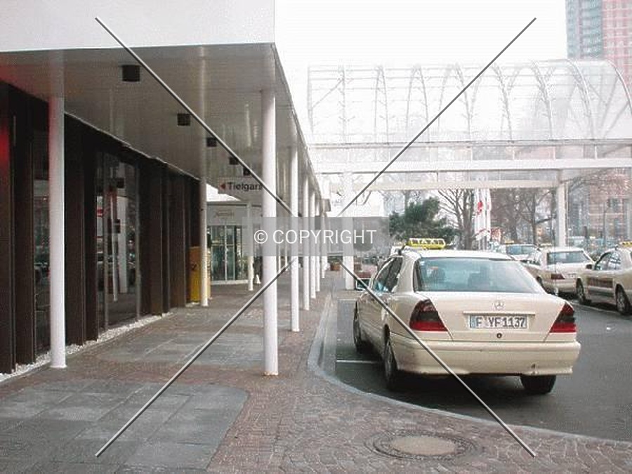 Plaza Büro Center by Nephilim