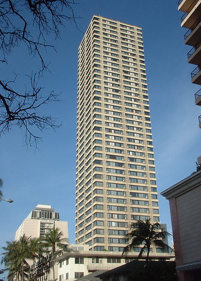 Ohana Maile Sky Court by James Peacock