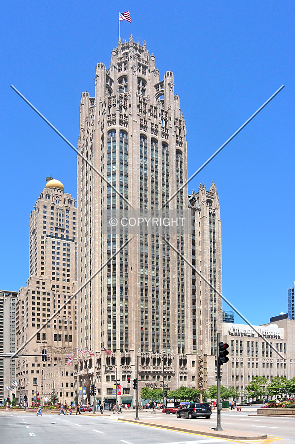 Tribune Tower by Jorge Molina