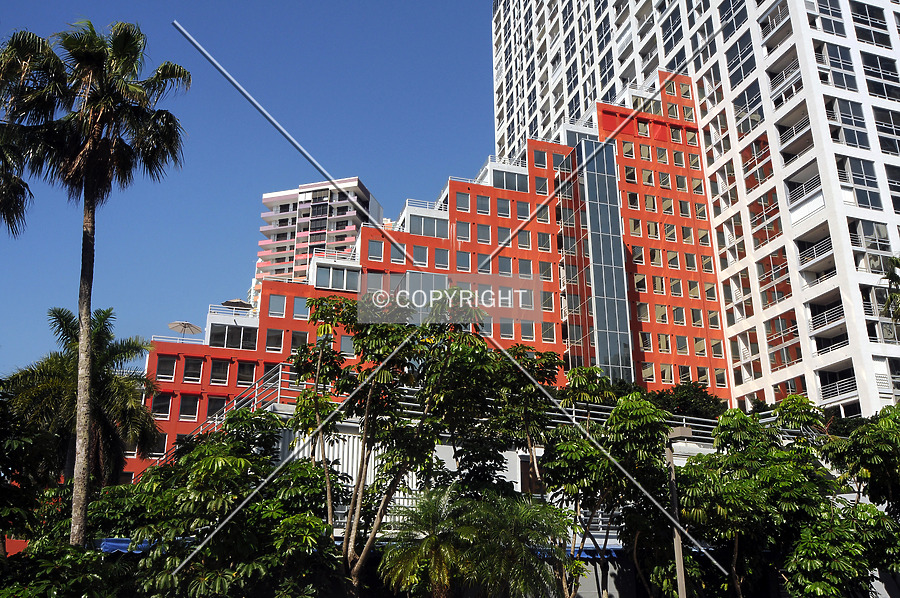 The Palace by Jorge Molina