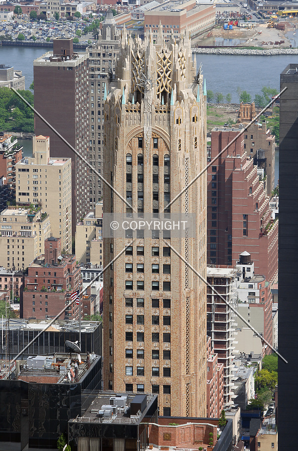 570 Lexington Avenue by René Hogendijk