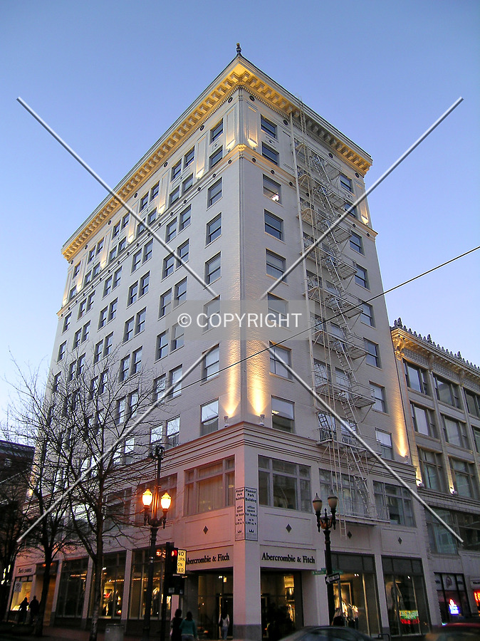 Pioneer Park Building by Serdica