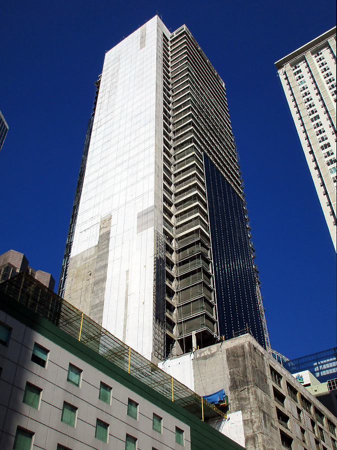 Alveo Financial Tower by Daniel Kieckhefer