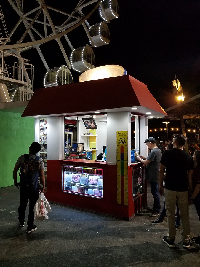 Mall of Asia Eye by Ryan Hildebrand