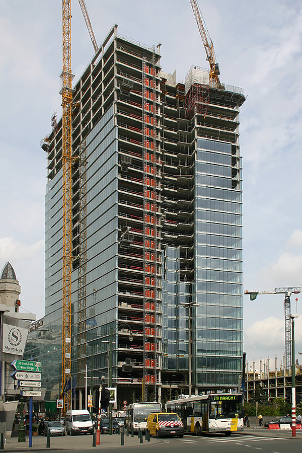 Belfius Tower by Michiel van Dijk
