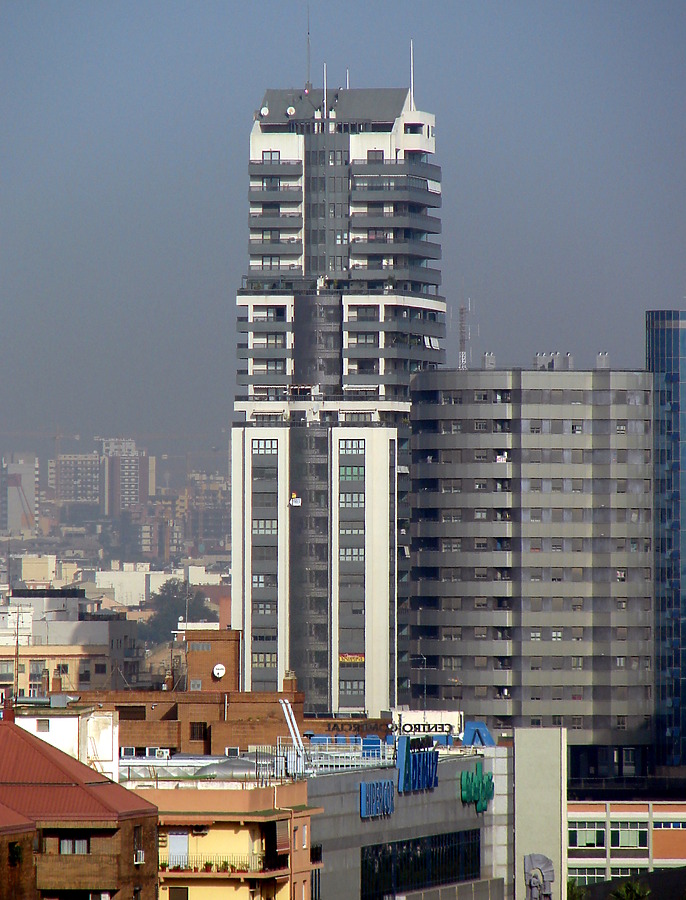 Torres Llaves de Oro 1 by Robin Spetz