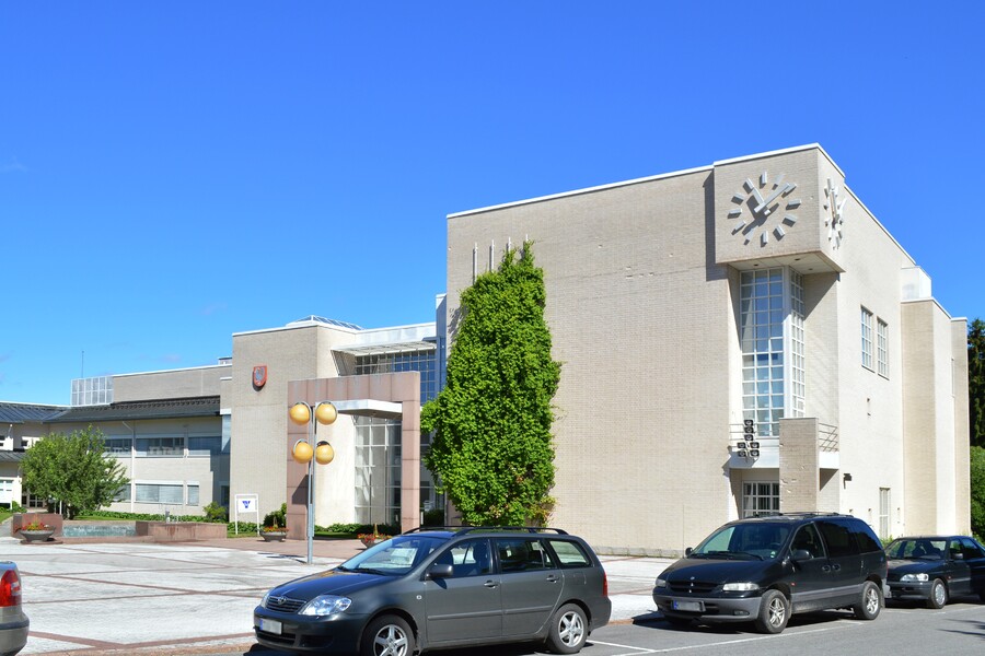 Keskuskatu 30