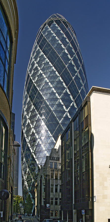 30 St Mary Axe by Cesar Serrano