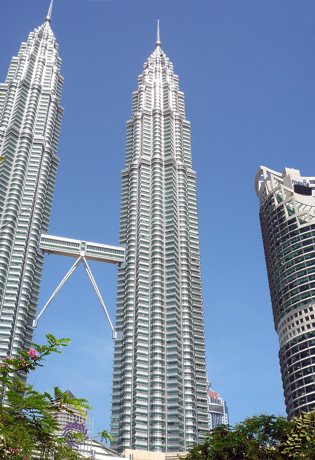 Petronas Tower 2 by Wilson Ling