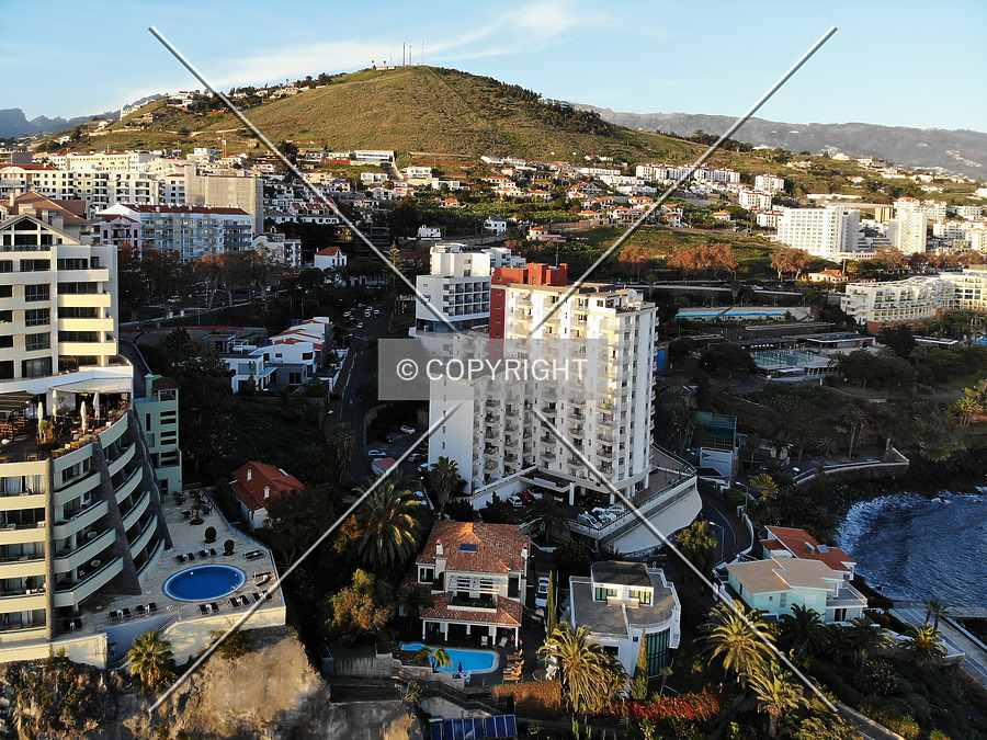 Apartamentos do Mar by Nephilim