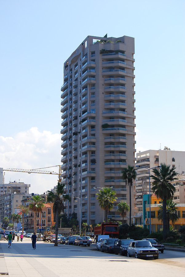 Ahlam Building by Nareg Karamanoukian