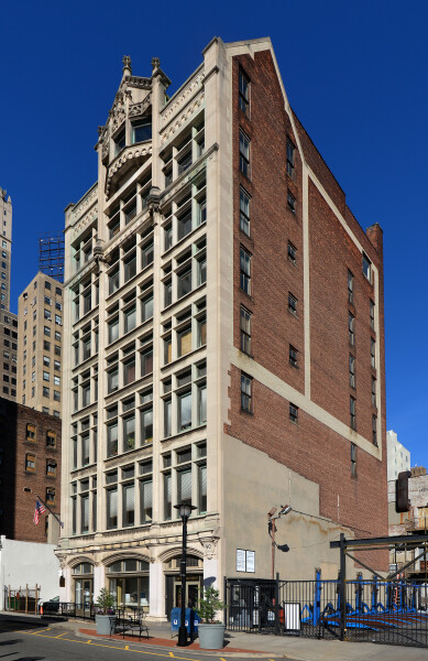 40 Clinton Street