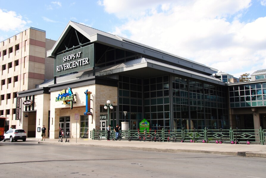 Shops at Rivercenter