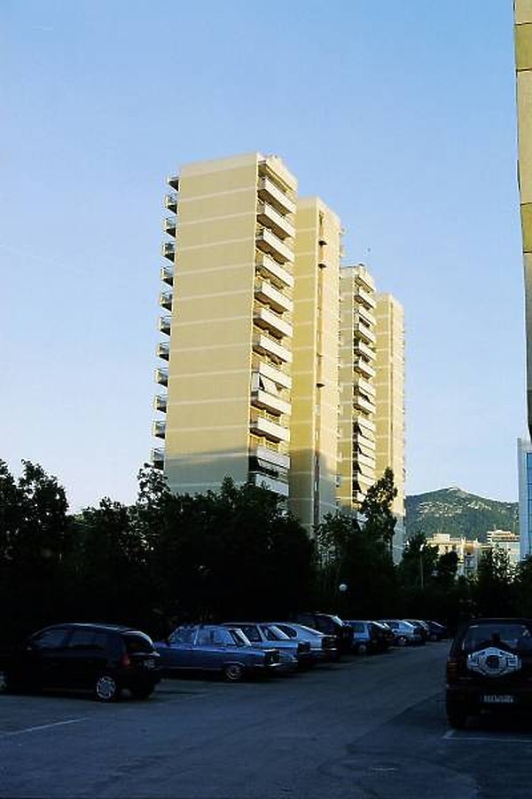 Twin Tower 2, Messogeion Avenue by Gregory Maloukos