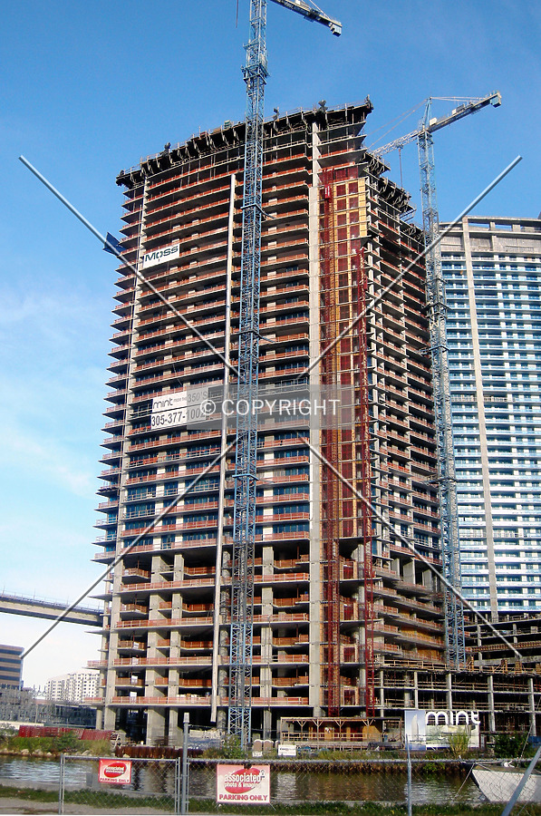 Mint at Riverfront by Jorge Molina