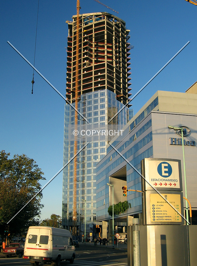 Torre Repsol YPF by Maximiliano Buono