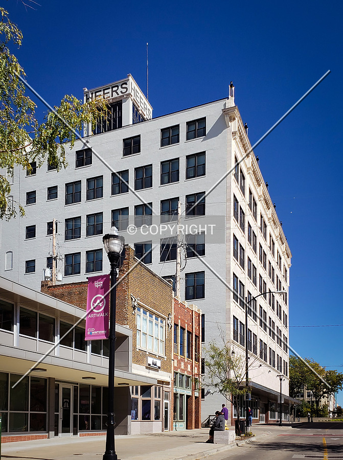 Heers Building by Ryan Hildebrand