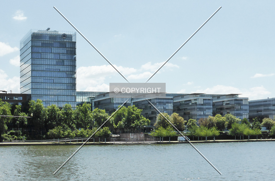 Allianz-Kai by Nephilim