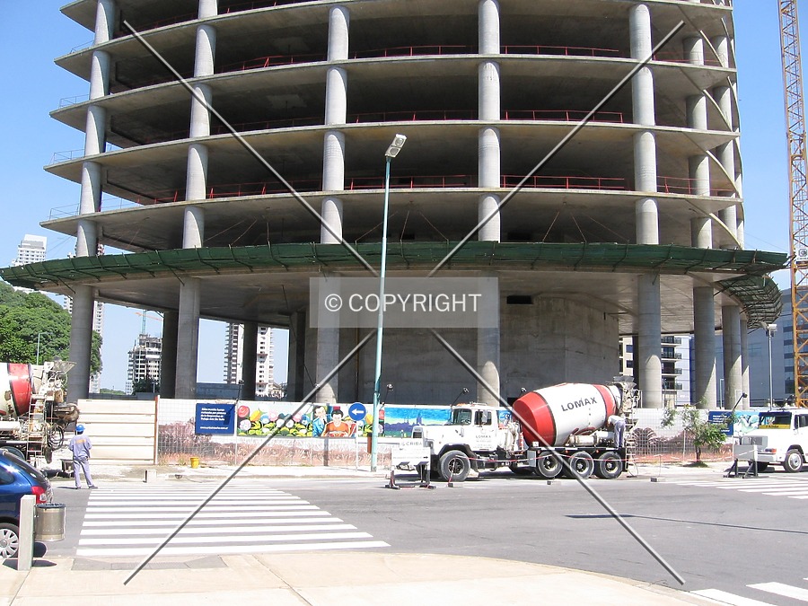Torre Repsol YPF by Maximiliano Buono