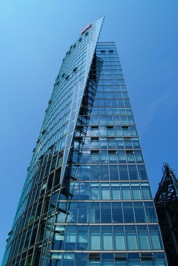 Bahn Tower by Cesar Serrano