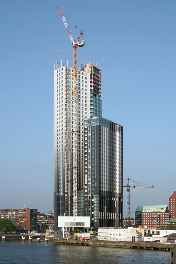 Maastoren by Michiel van Dijk