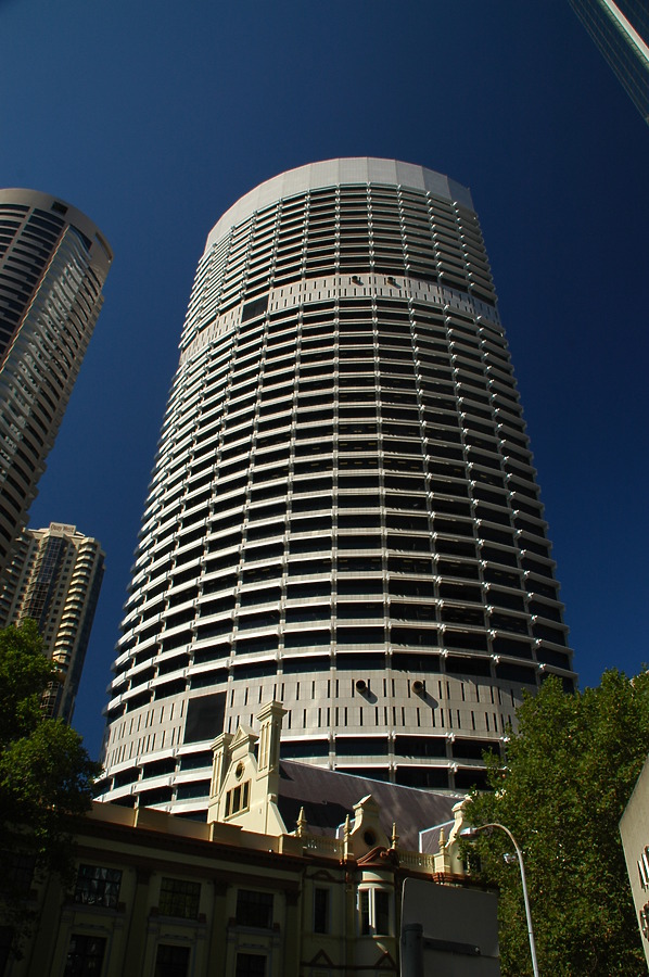 Grosvenor Place by John Bek