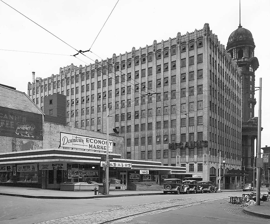 Kossman Building by Pittsburgh City Photographer Collection, University of Pittsburgh