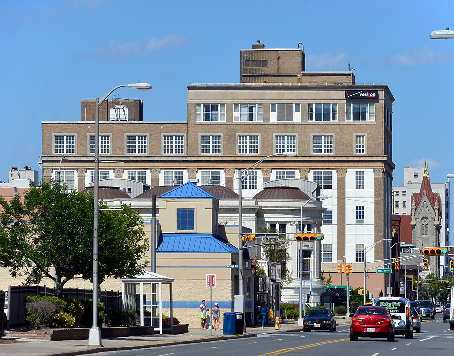 Verizon Building by John W. Cahill