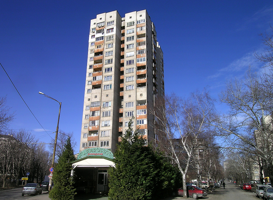 Hipodruma, Block 142A by Kaloian