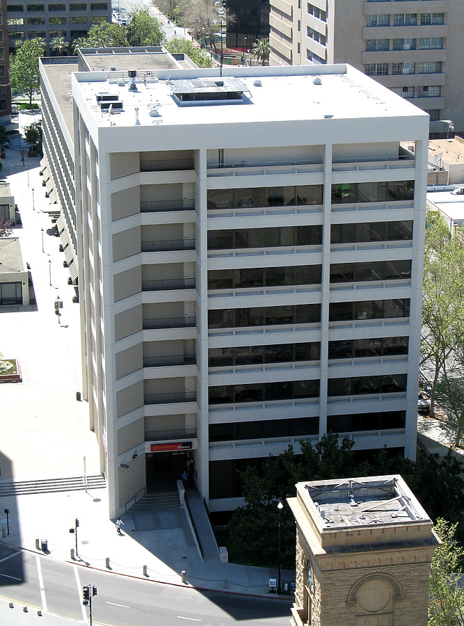 Wells Fargo Building by Jason Ferguson