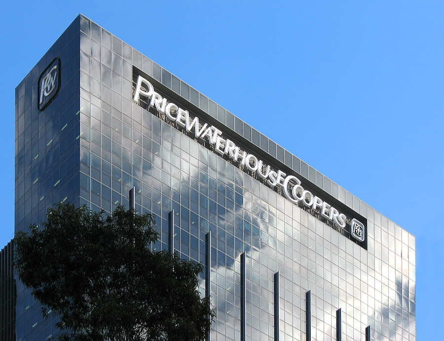 2 Southbank Boulevard by Wilson Ling