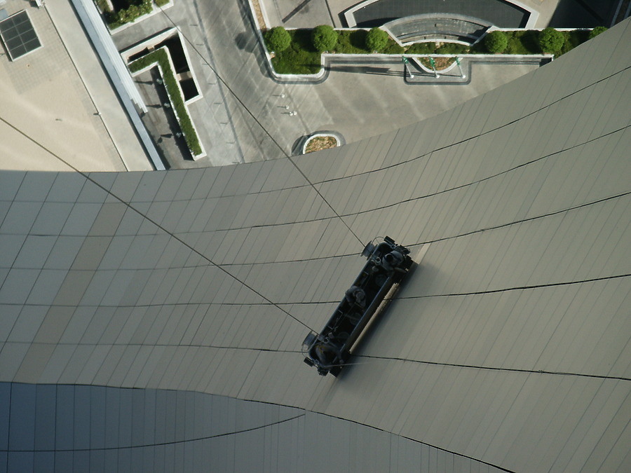Kingdom Centre by Daniel Kieckhefer