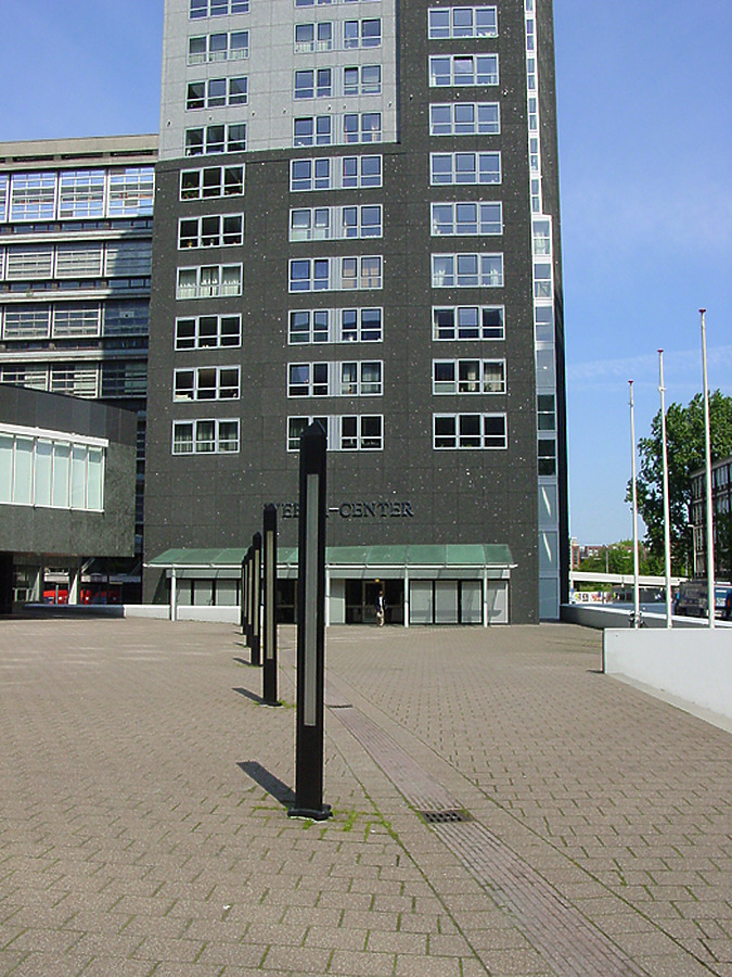 Weena-Center by Michiel van Dijk